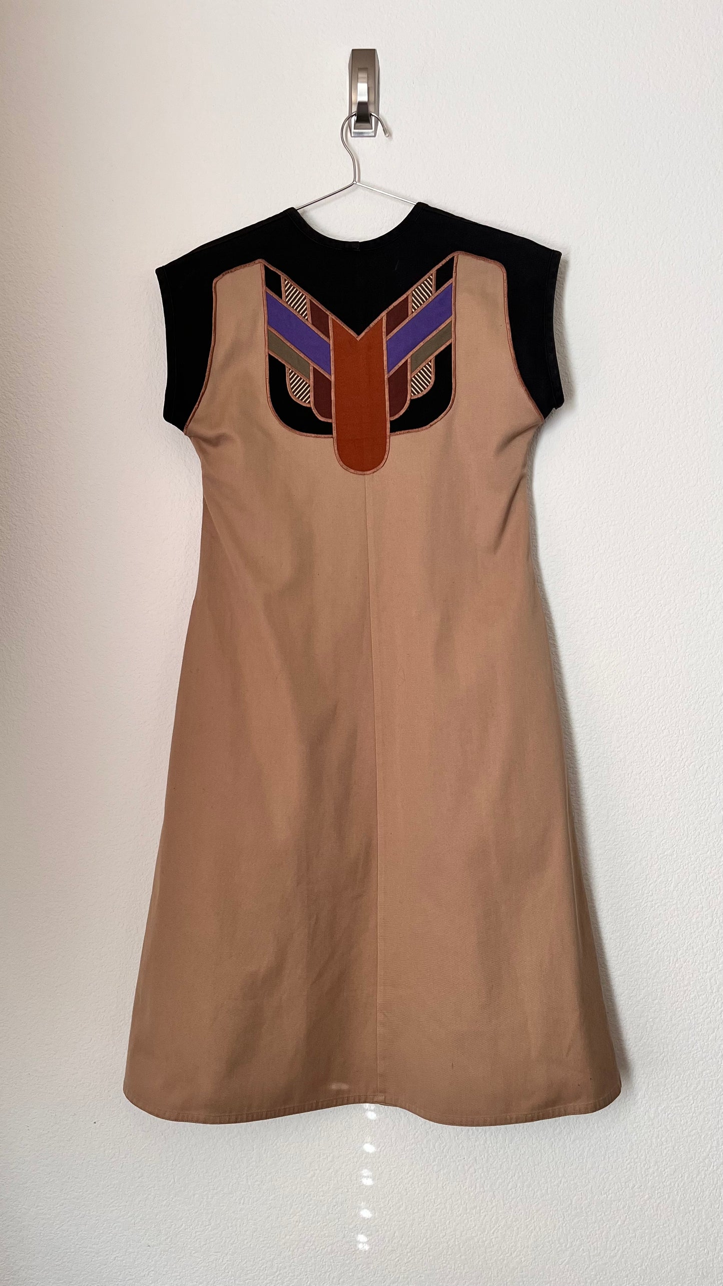 G. Girvin 1970s vintage patch smock dress